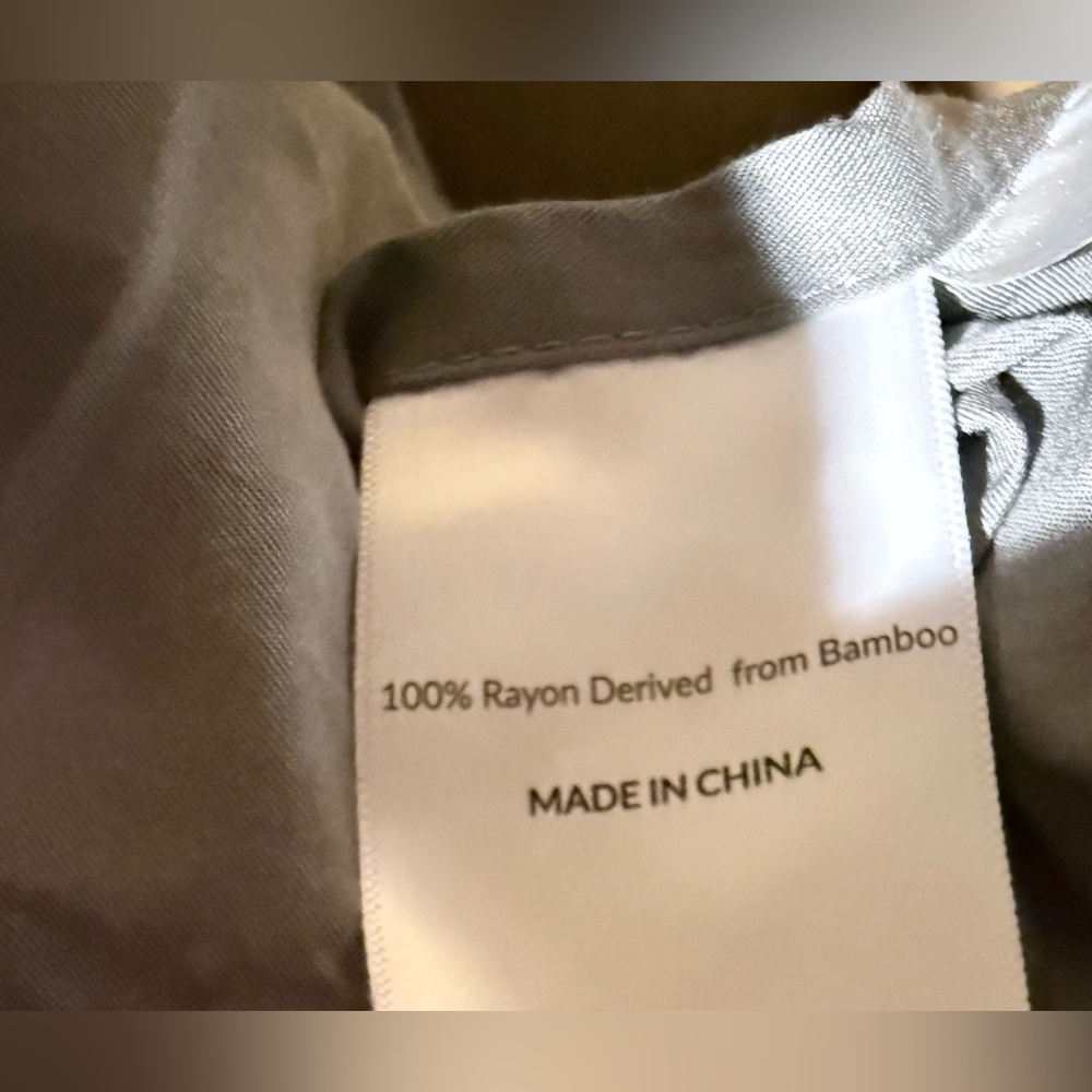 Gray Bamboo Rayon Standard Sheet Set Soft and Silky NWOT - Picture 4 of 8
